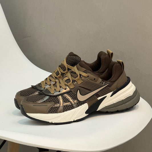 NIKE V2K