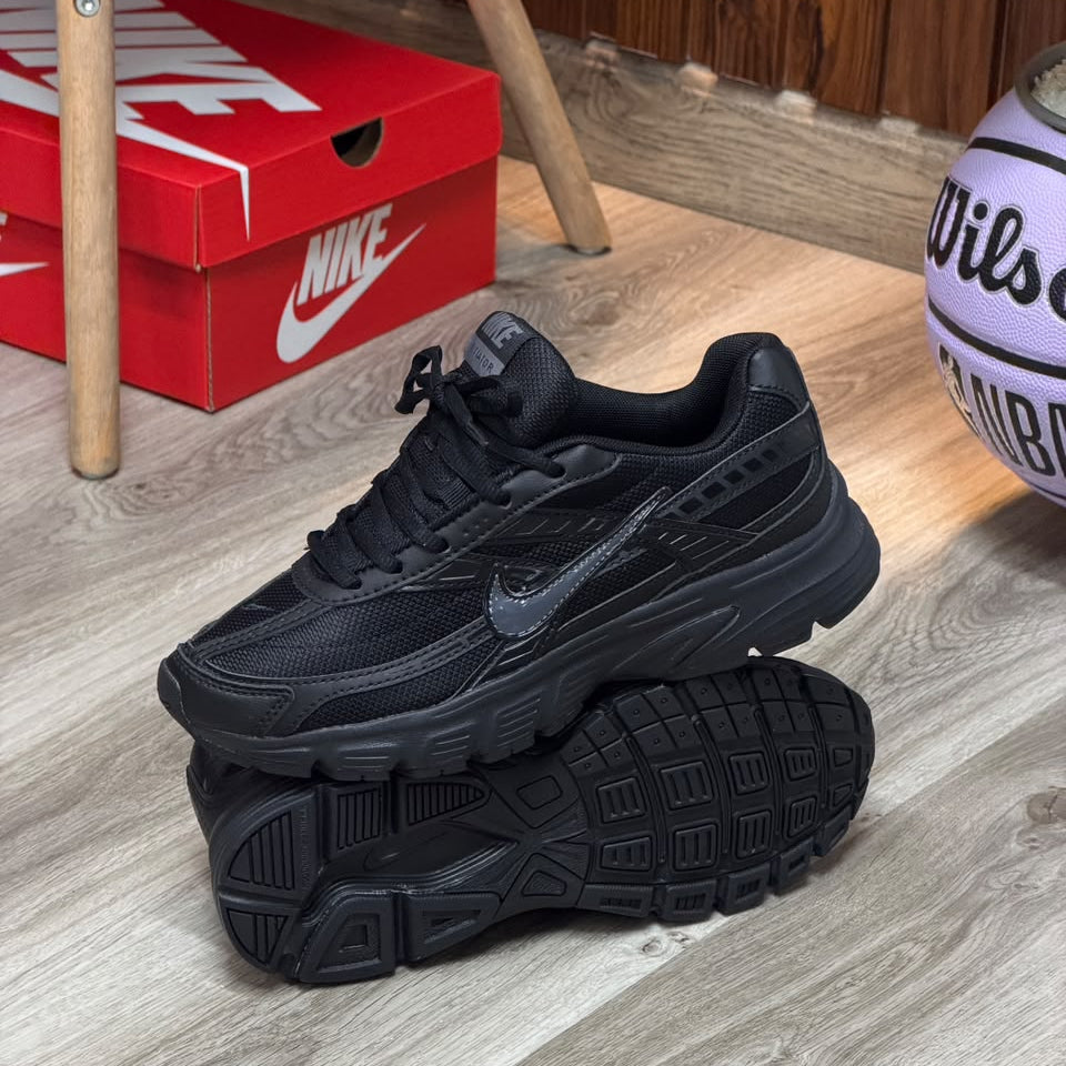 Nike Initiator