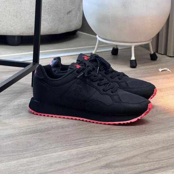 Lecoq Sportif Negro Suela Roja | Hombre