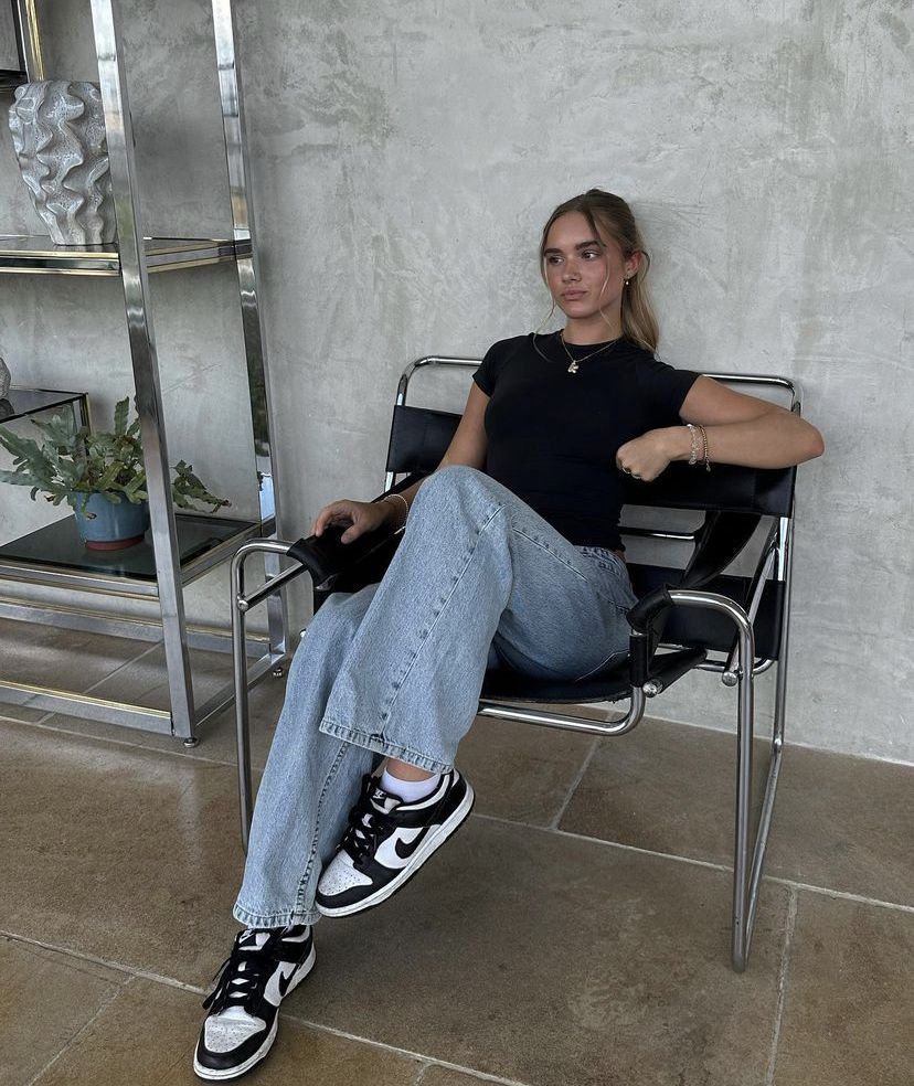MUJER